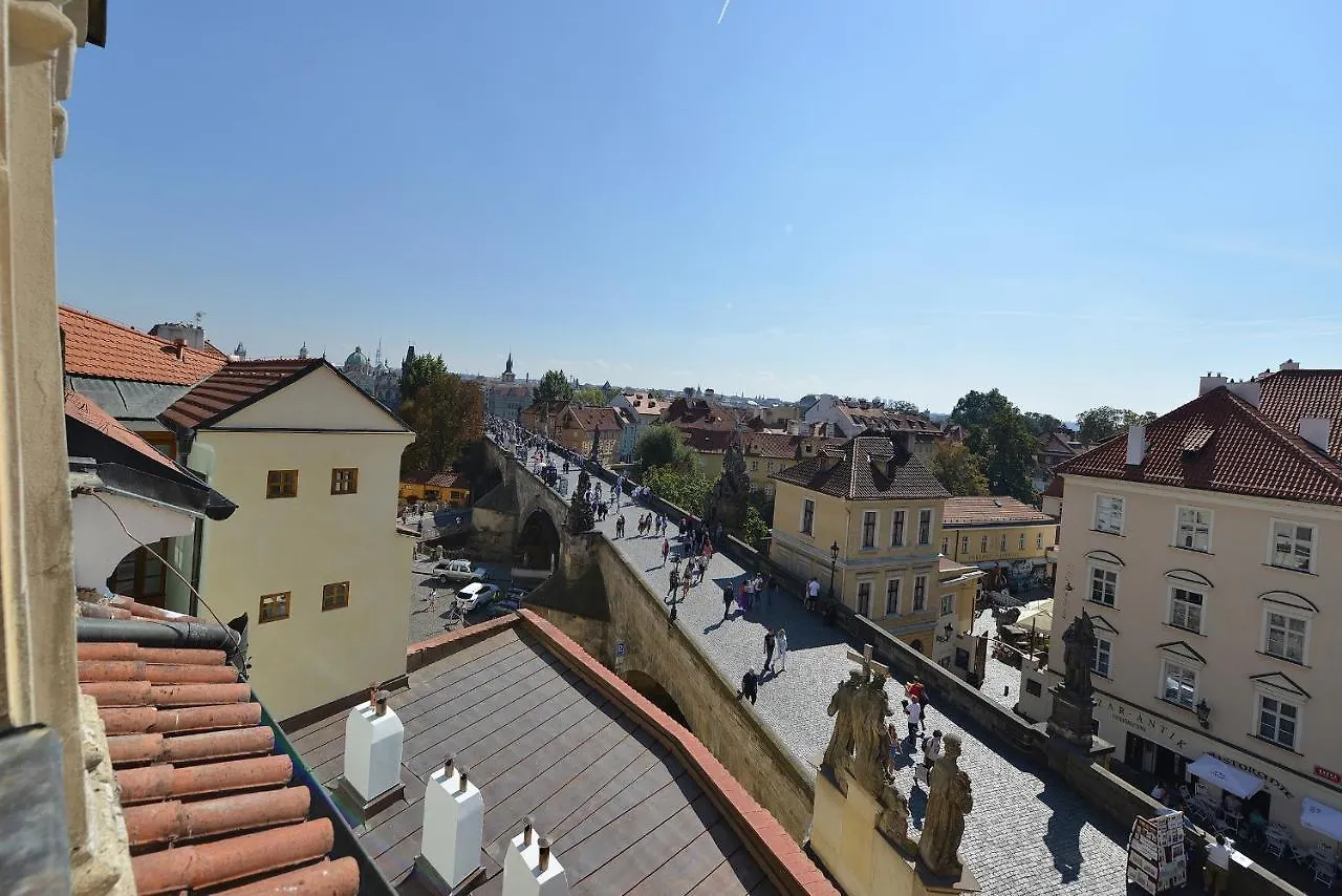 ****  Hotel U 3 Pstrosu Praga Czechy