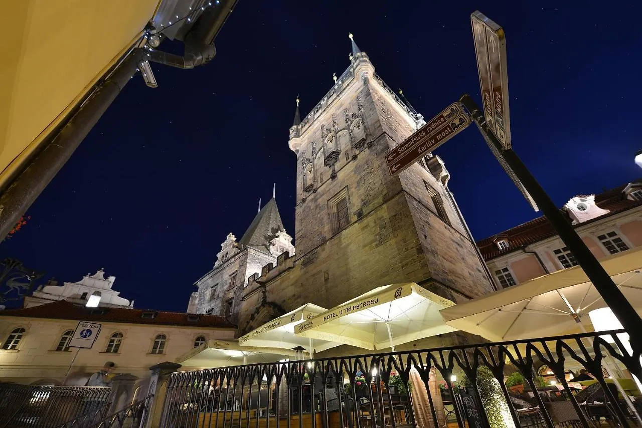 Hotel U 3 Pstrosu Praga 4*,  Czechy