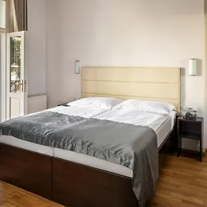 Hotel Trevi