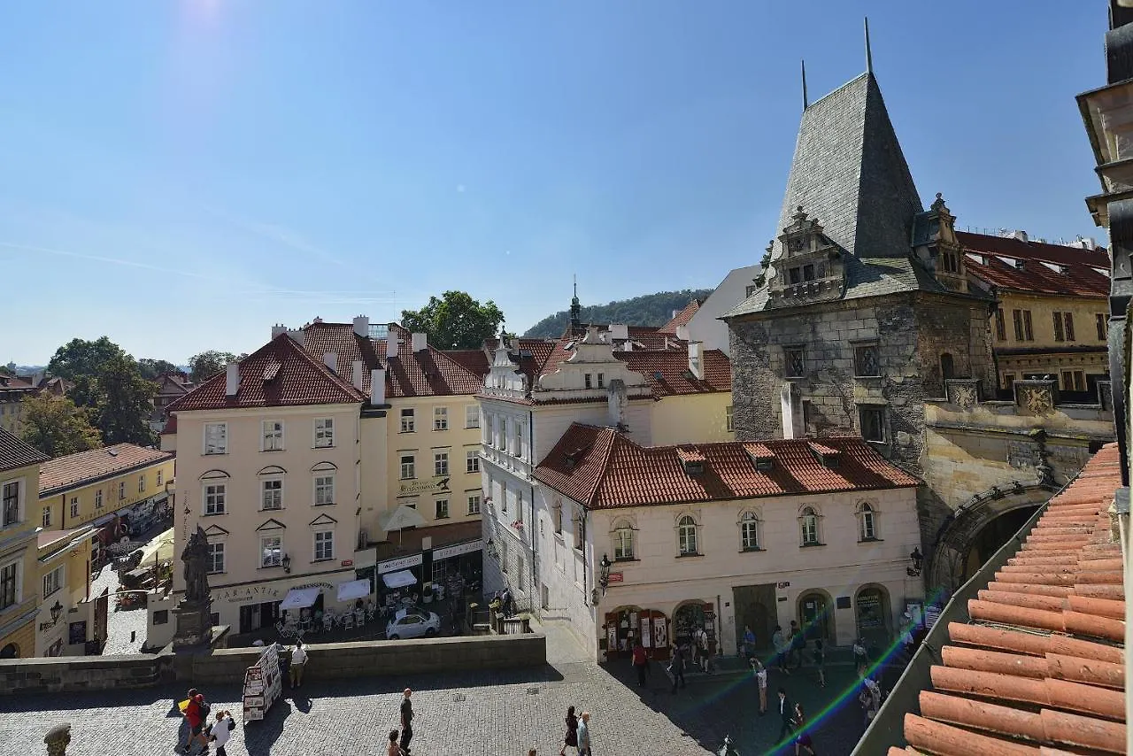 Hotel U 3 Pstrosu Prague