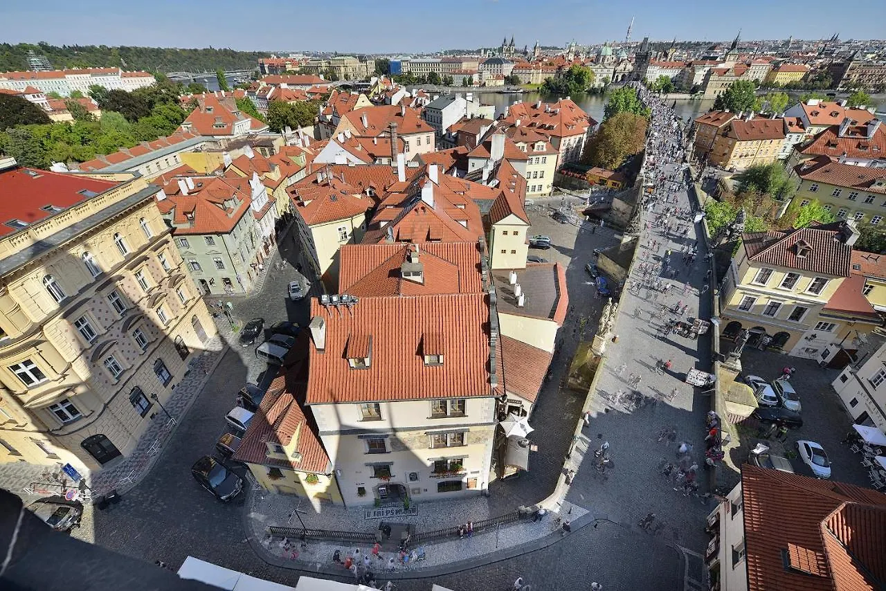 Hotel U 3 Pstrosu Prague 4*,  Czech Republic