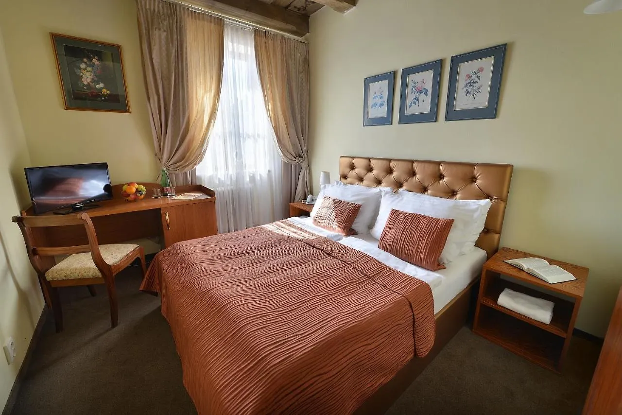 ****  Hotel U 3 Pstrosu Prague Czech Republic