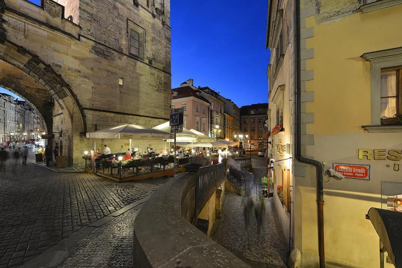 Hotel U 3 Pstrosu Prague 4*,  Czech Republic